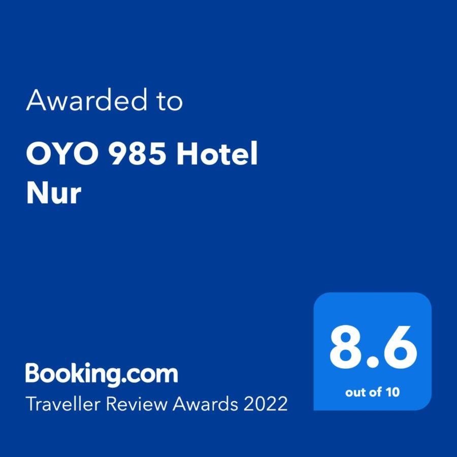 Super Oyo 985 Hotel Nur Miri Eksteriør billede