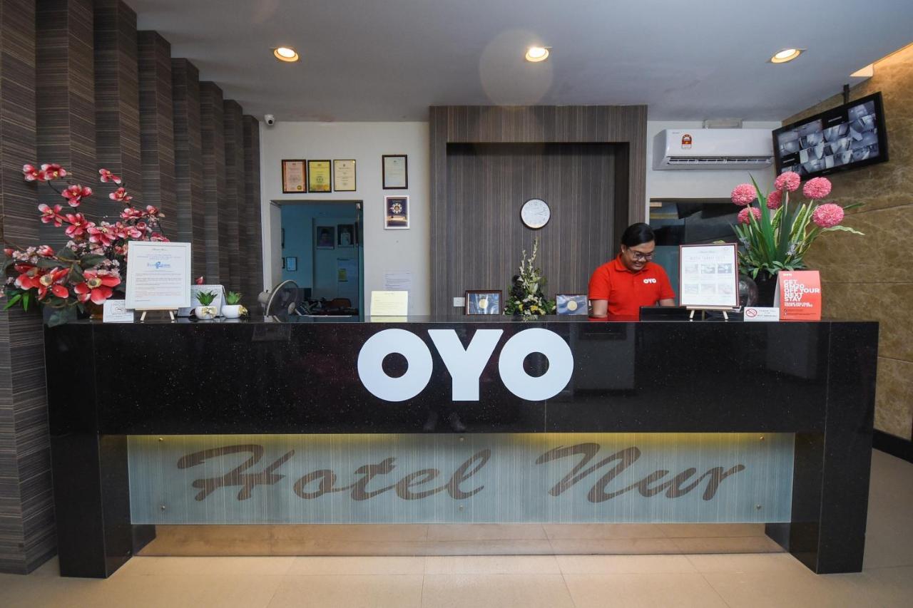 Super Oyo 985 Hotel Nur Miri Eksteriør billede